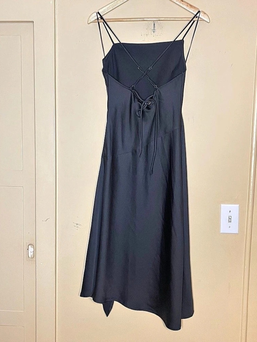 ASTR The Label Allexina Satin Cowl Neck Midi Dress Black XS